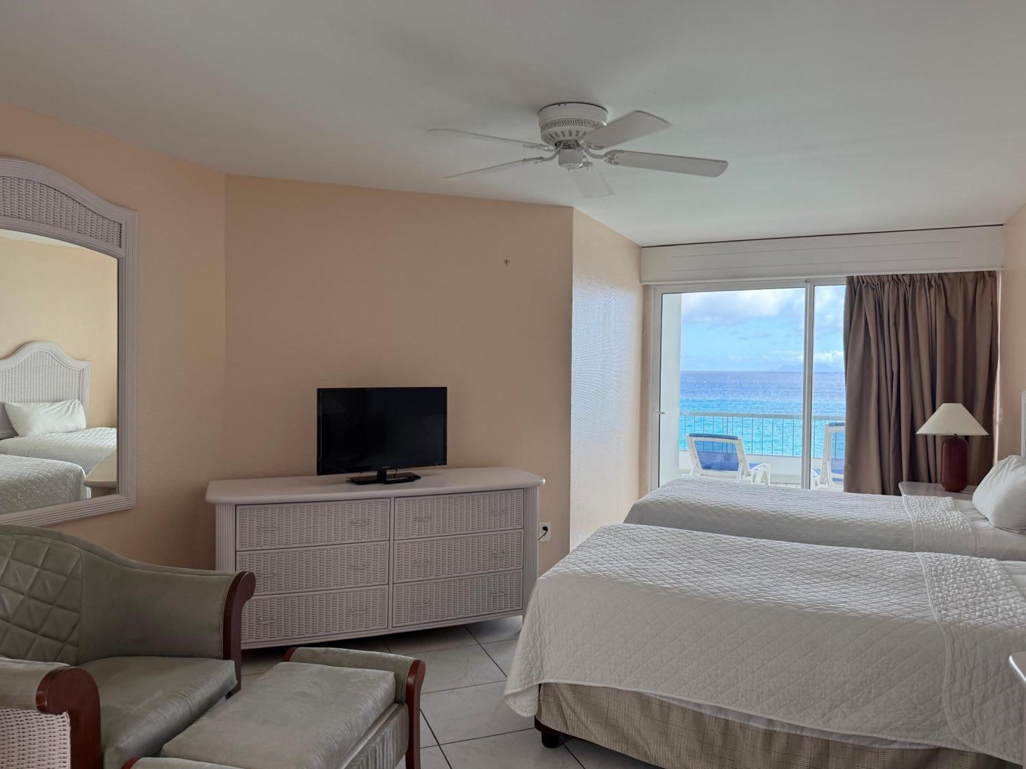 Sapphire Beach Club Resort Cupecoy  Bagian luar foto