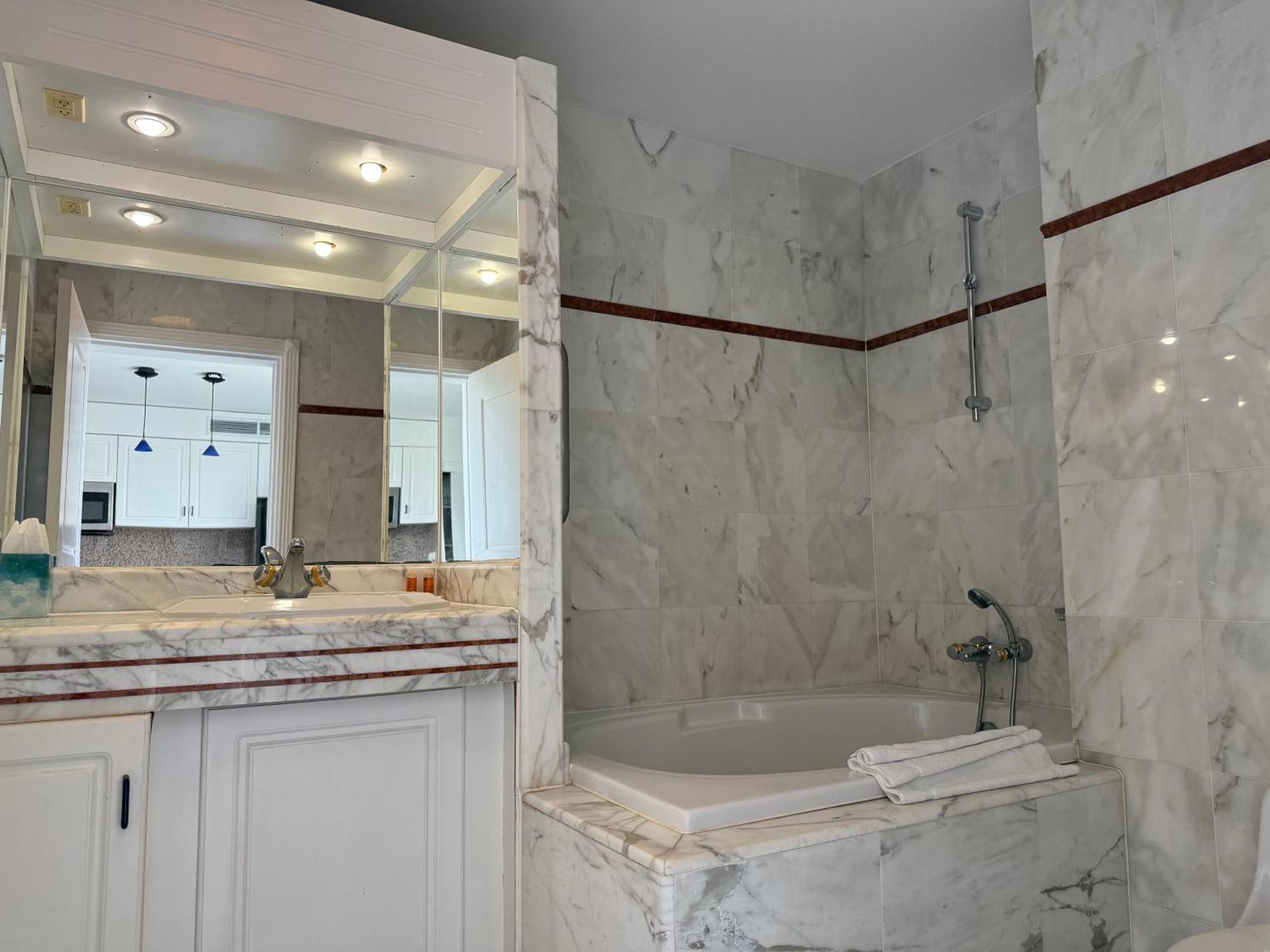 Sapphire Beach Club Resort Cupecoy  Bagian luar foto